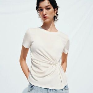 NWT Urban Revivo Off White Tshirt